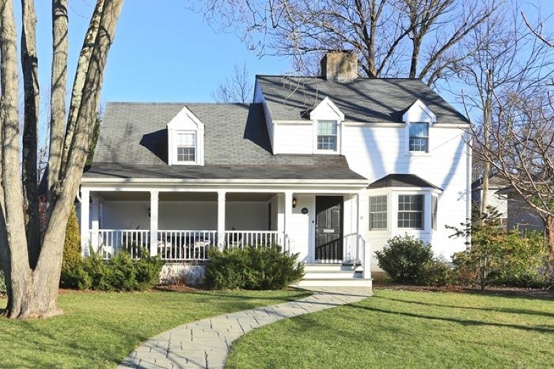 Sandra Long Lois Schneider Realtor Summit Real Estate